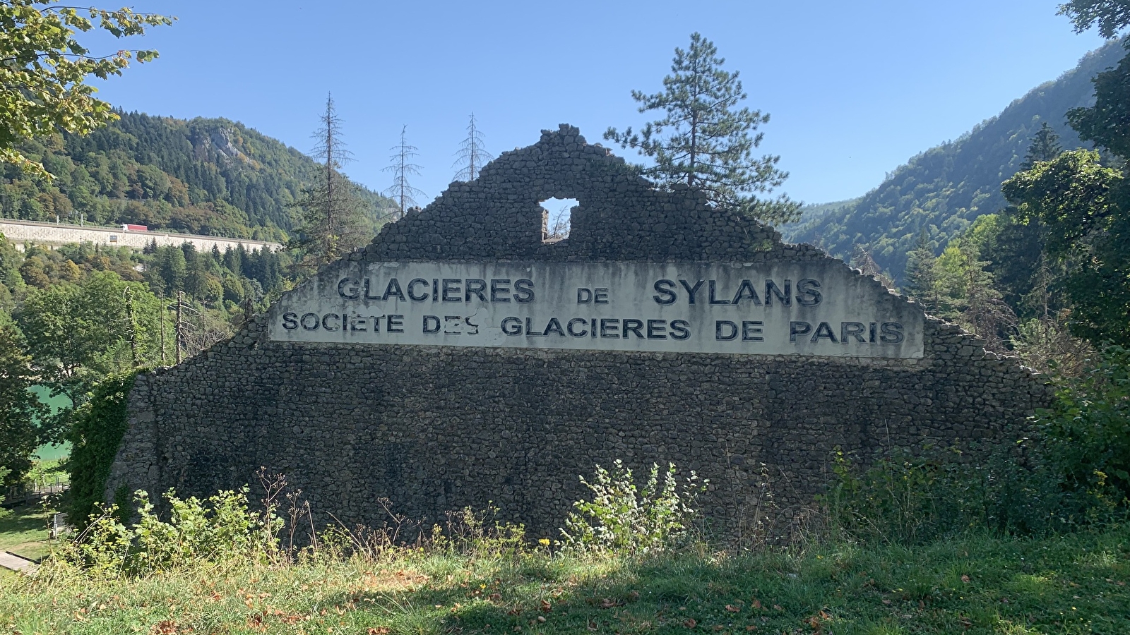 Randonnée - Le sentier des Glacières