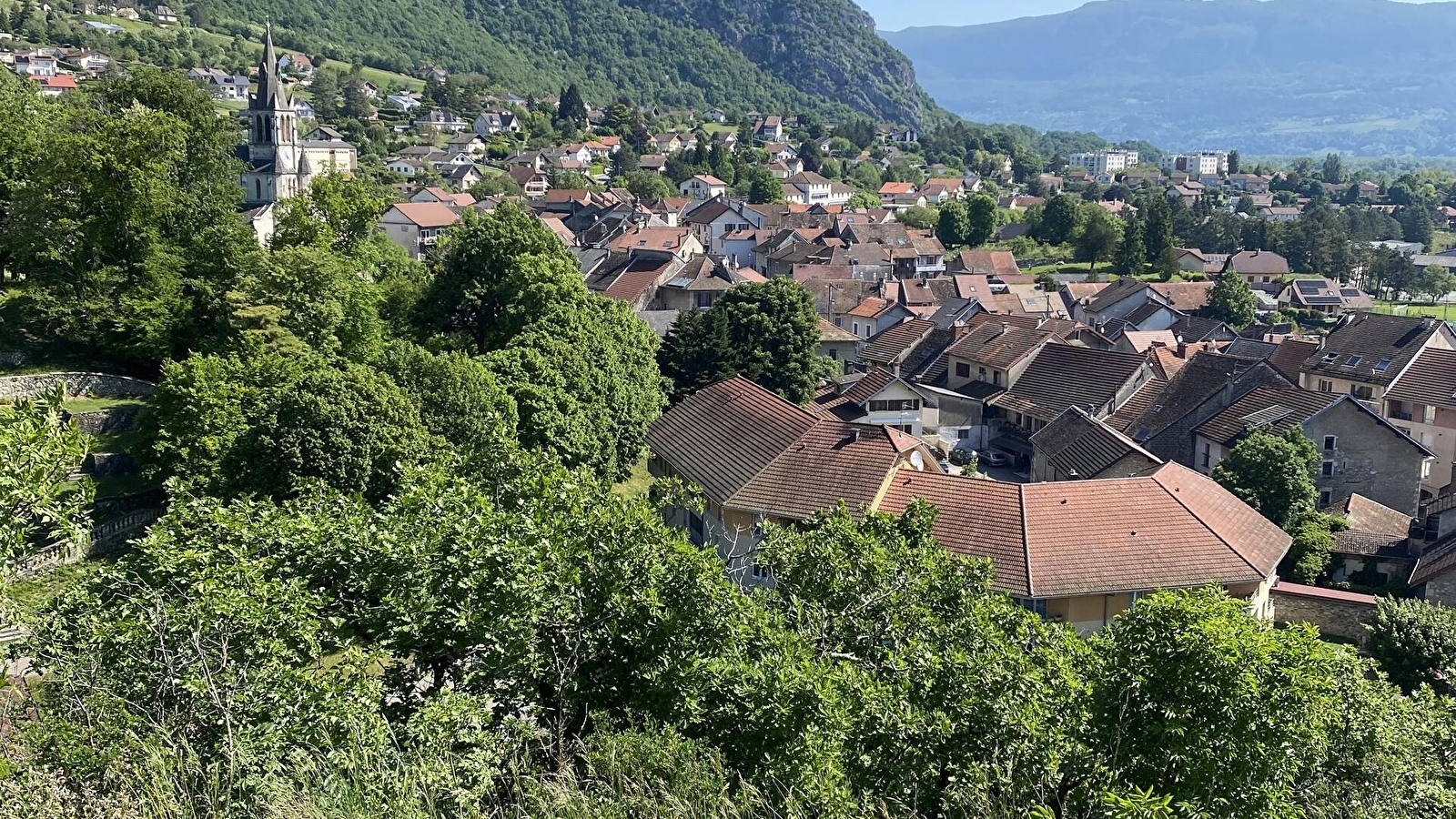 Tour du Mont Jugean