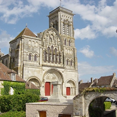 Clamecy-Vézelay-Clamecy