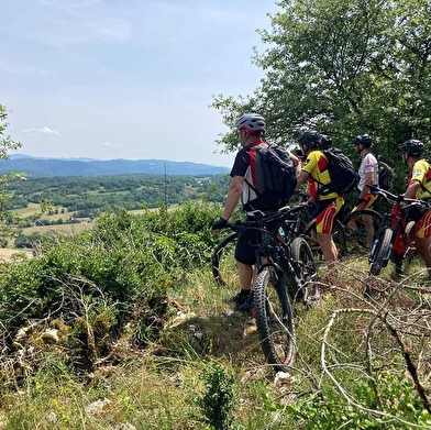 Circuit VTTAE n°30 (noir) - Monts de Corveissiat - Belvédères d'Echazeaux