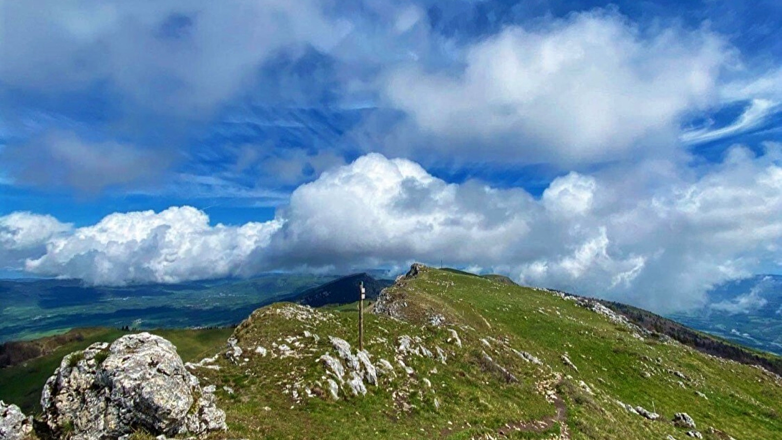 Randonnée pédestre : Circuit des crêtes du Grand Colombier