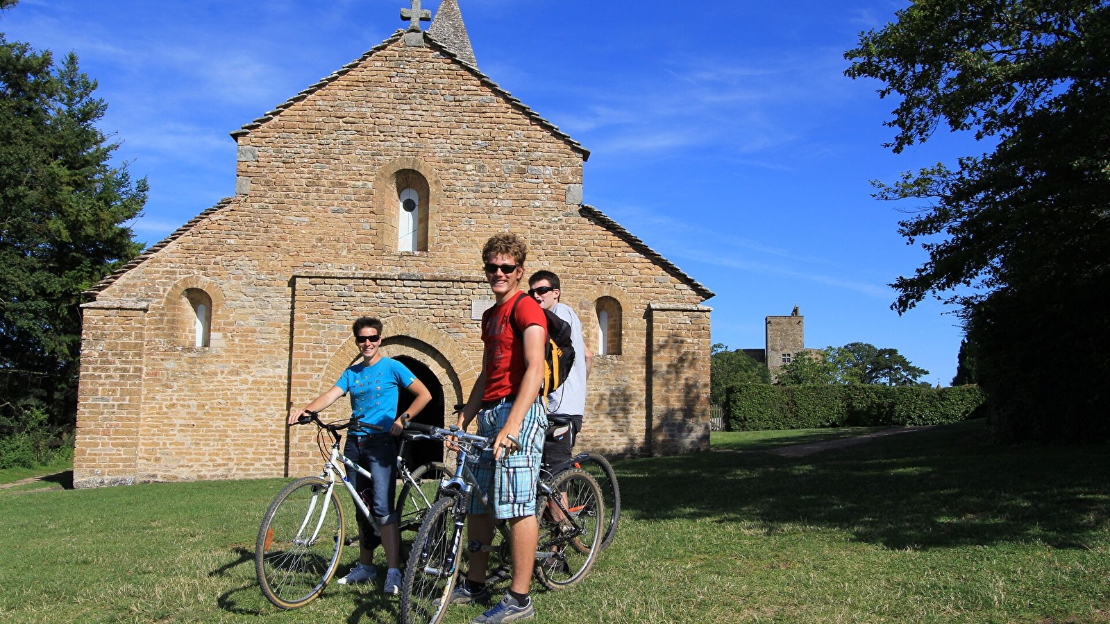 Le Tour de Brancion